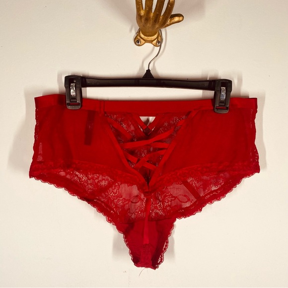 Torrid size 1 Red Lace Rhinestone Women's Thong Panties - Picture 7 of 12